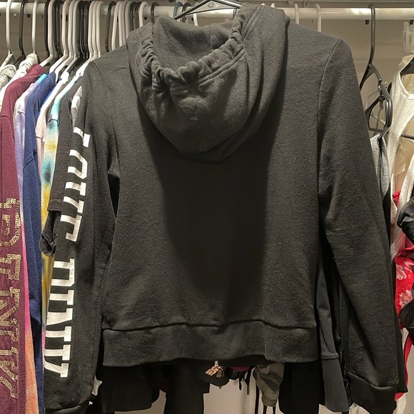 Pink vs black zip up hoodie XS - Picture 5 of 9